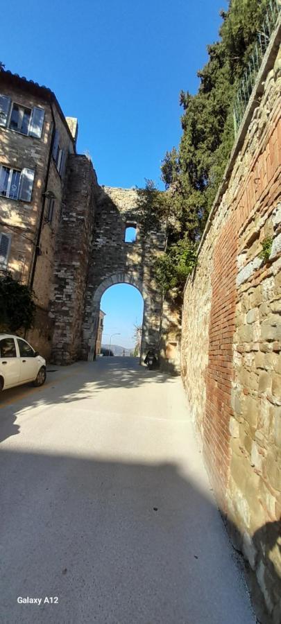 La Casa Dei Bersaglieri Apartment Perugia Bagian luar foto